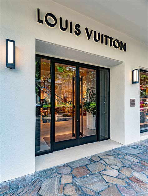 buying louis vuitton in hawaii|louis vuitton stores honolulu.